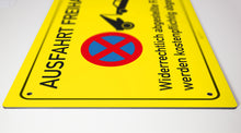 Laden Sie das Bild in den Galerie-Viewer, Ausfahrt Freihalten - Schild - gelb - 4 mm Alu Verbundplatte