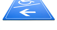 Laden Sie das Bild in den Galerie-Viewer, Rollstuhl Rampe links - Schild - Hochformat - blau - 4 mm Alu Verbundplatte