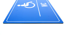 Laden Sie das Bild in den Galerie-Viewer, Behinderten WC - Schild - Querformat - blau - 4 mm Alu Verbundplatte